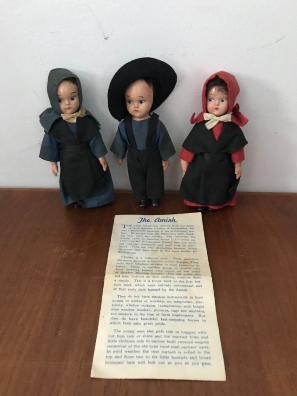Vintage Knickerbocker Pennsylvania Dutch Amish Dolls Hard Plastic 2 Girls 1 Boy